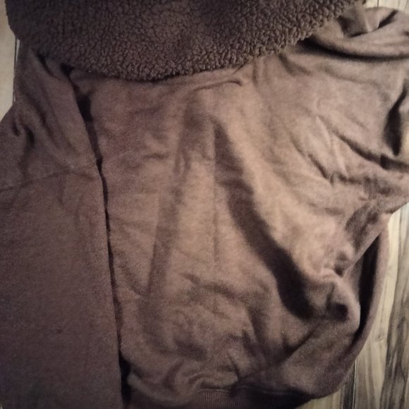 Cropped sweatshirt - Picture 2 of 4